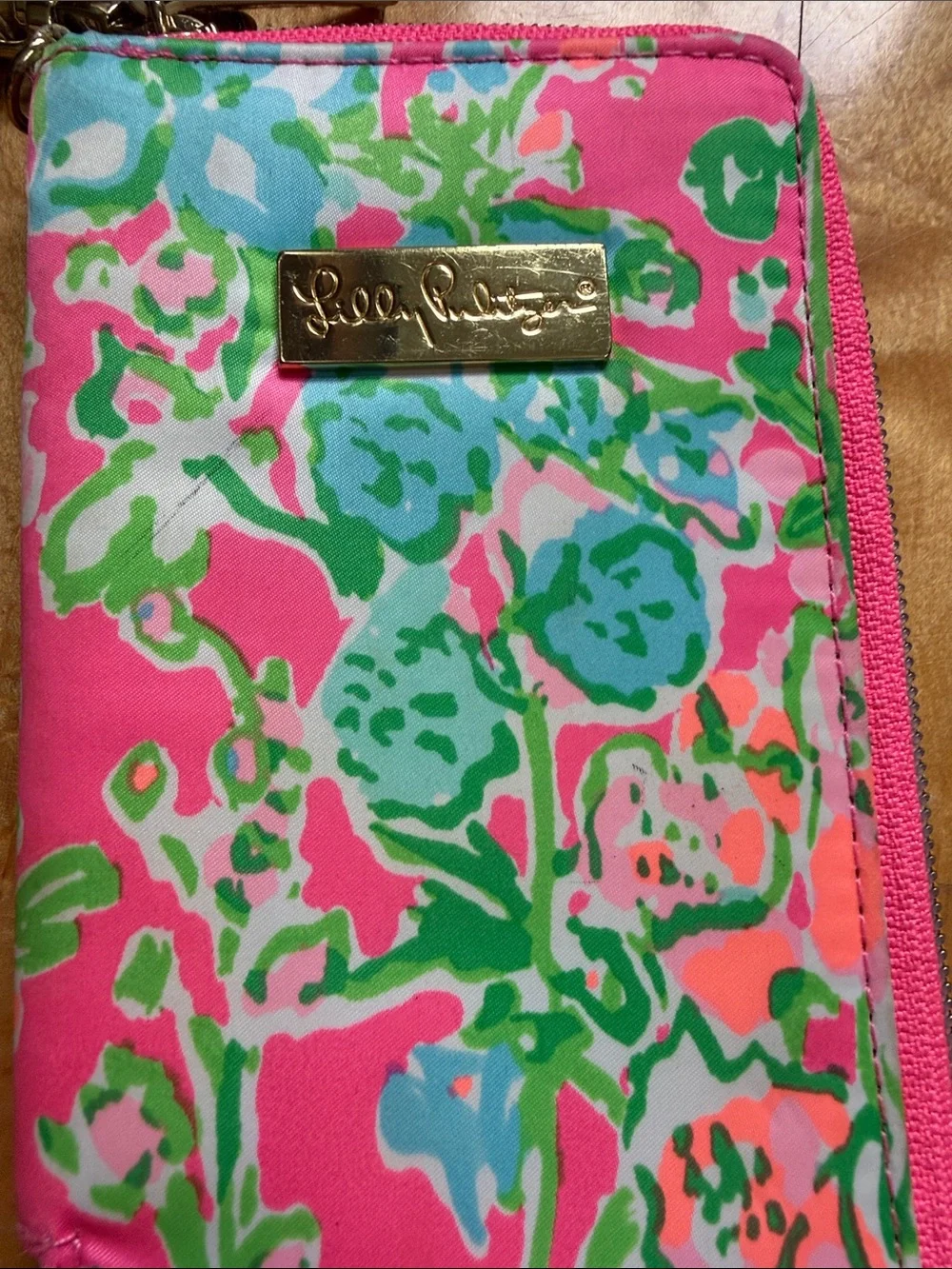 Lilly Pulitzer Bright Pink Floral Wristlet Phone Case with Gold Strap